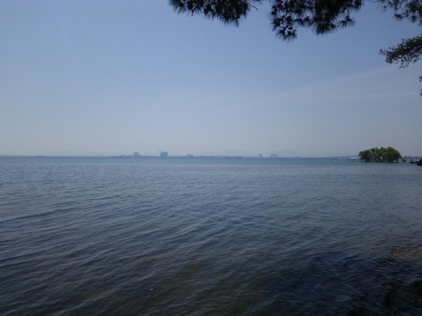 「バッ！」っと出船